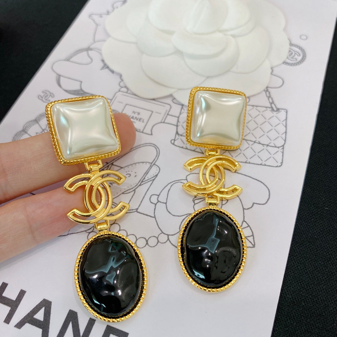 Anum Bags Earring CHL 068