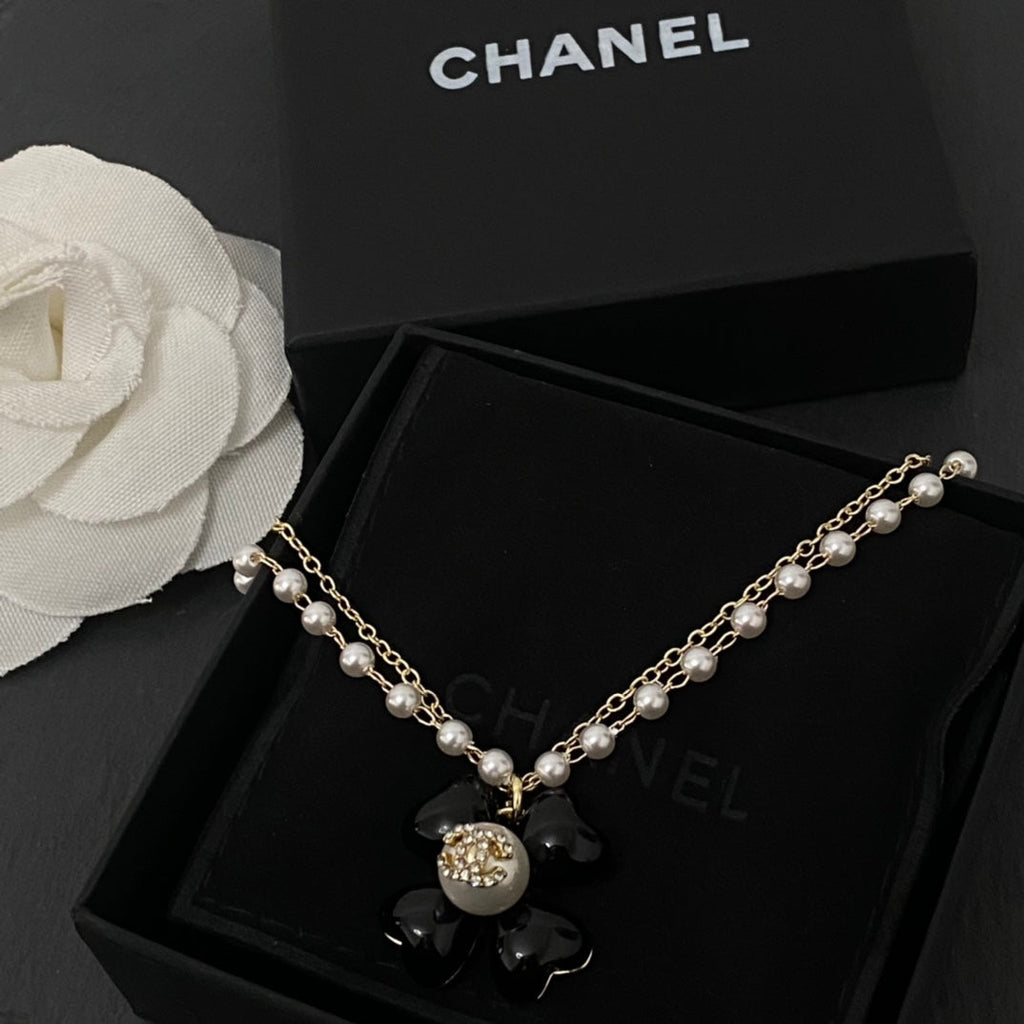 Anum Bags MO -Necklace CHL013