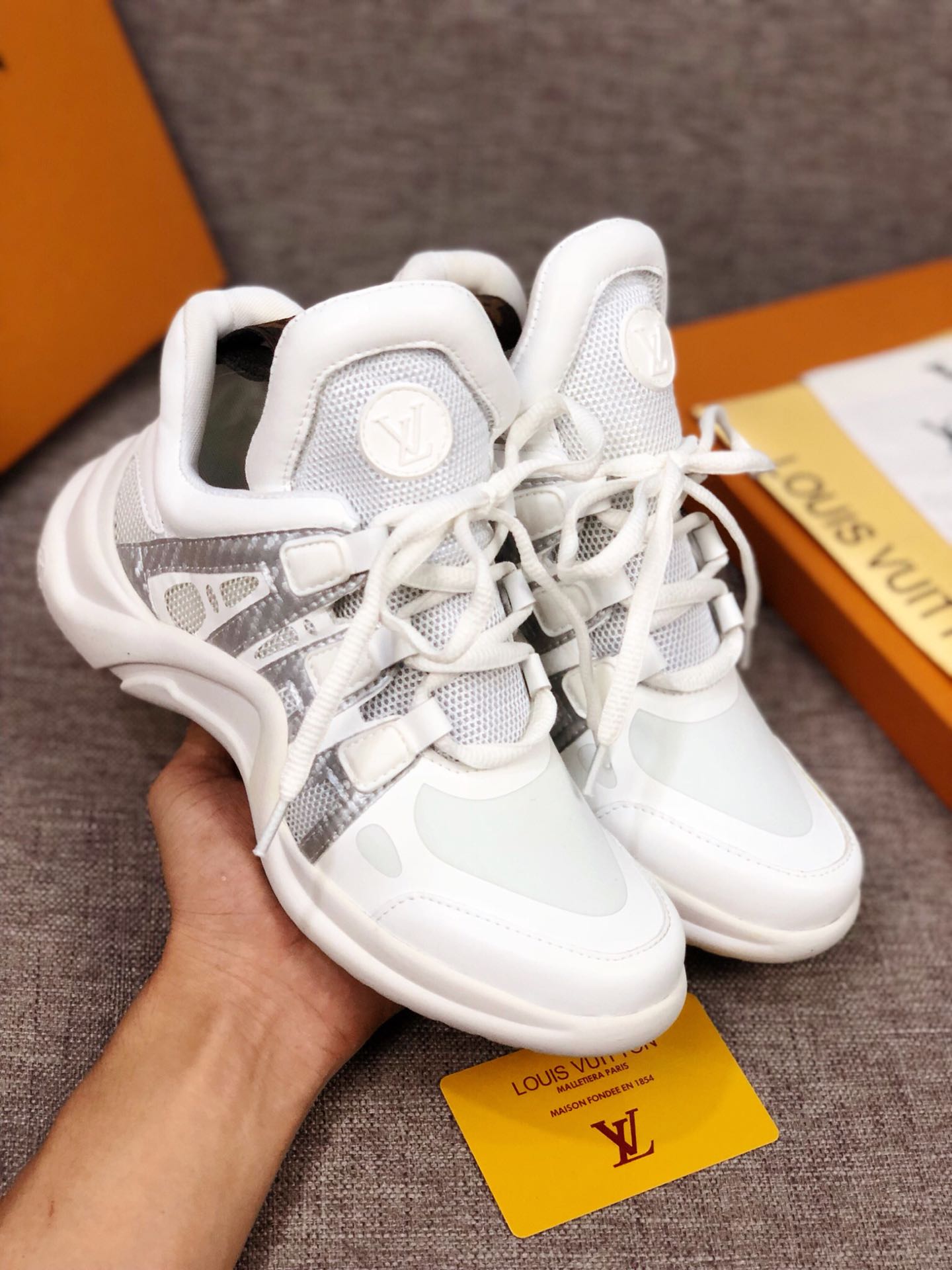Anum Bags LUV Archlight White Sneaker