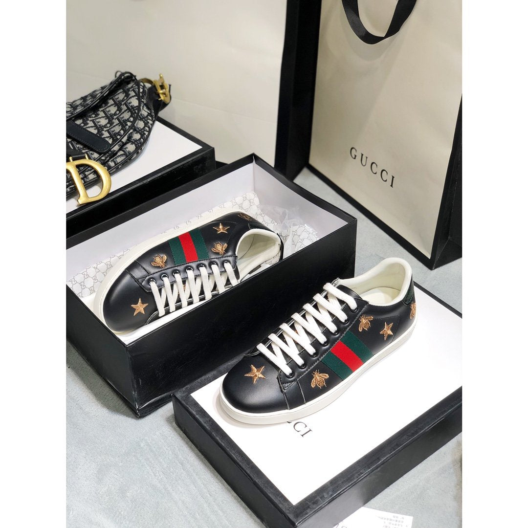 Ezyycart Bags MO-GCI Ace Embroidered 'Bees and Stars Sneaker 064