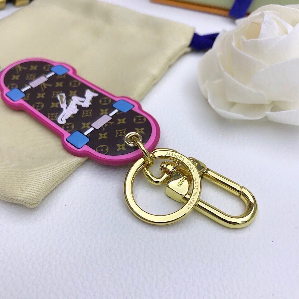 Anum Bags Keychains LUV 019