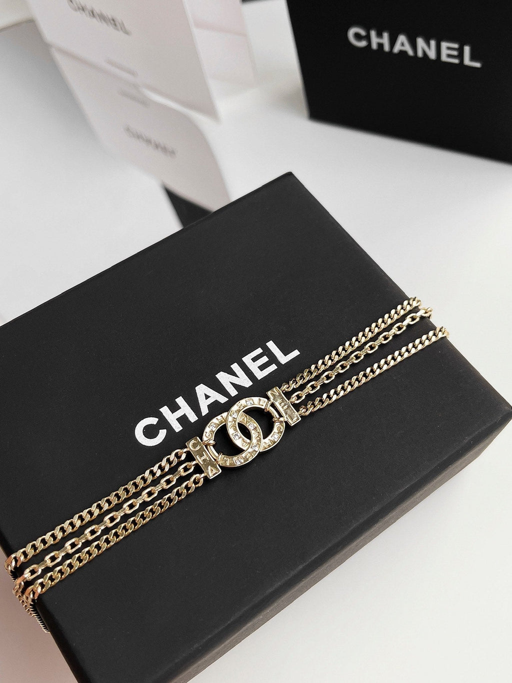 Anum Bags MO -Necklace CHL010