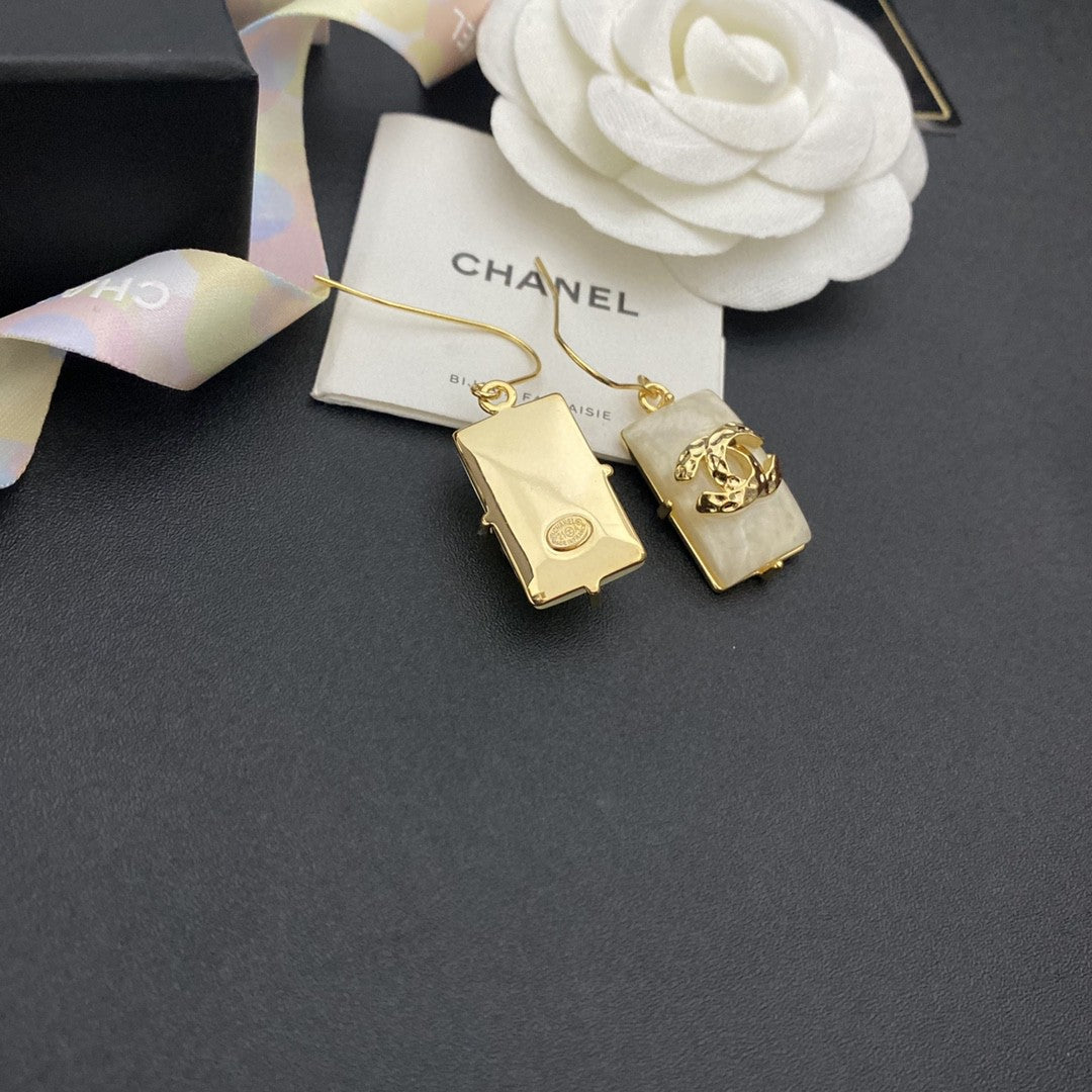 Anum Bags Earring CHL 026