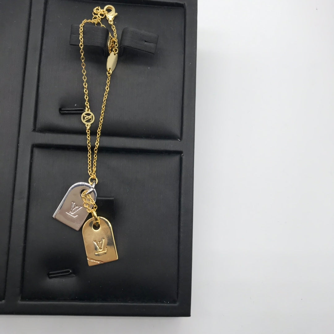 Ezyycart Bags Necklace LUV029