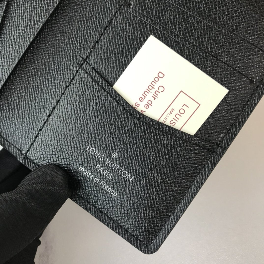Ezyycart Bags Wallet LUV 042