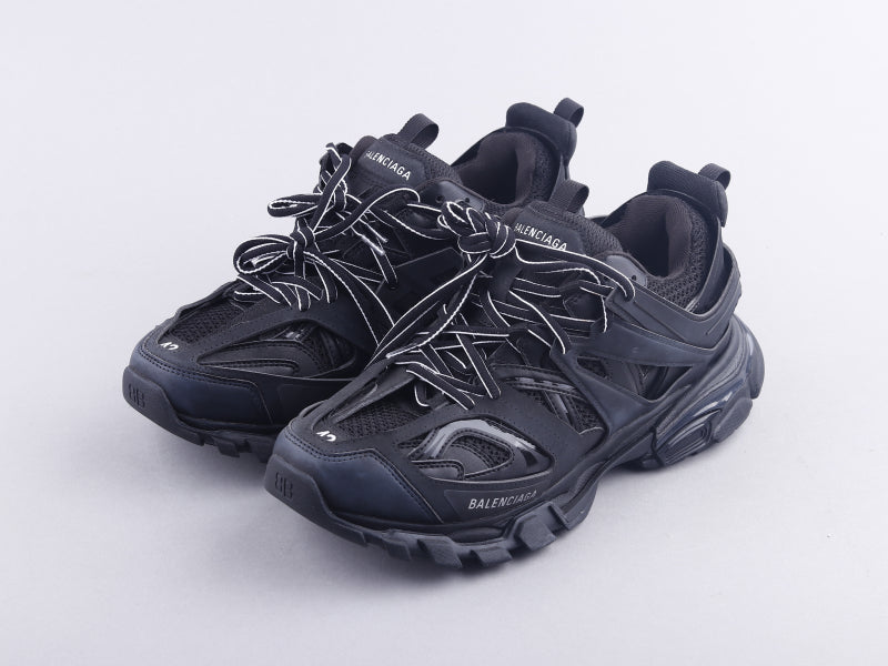 Ezyycart Bags Bla Track Three Generations Sneaker