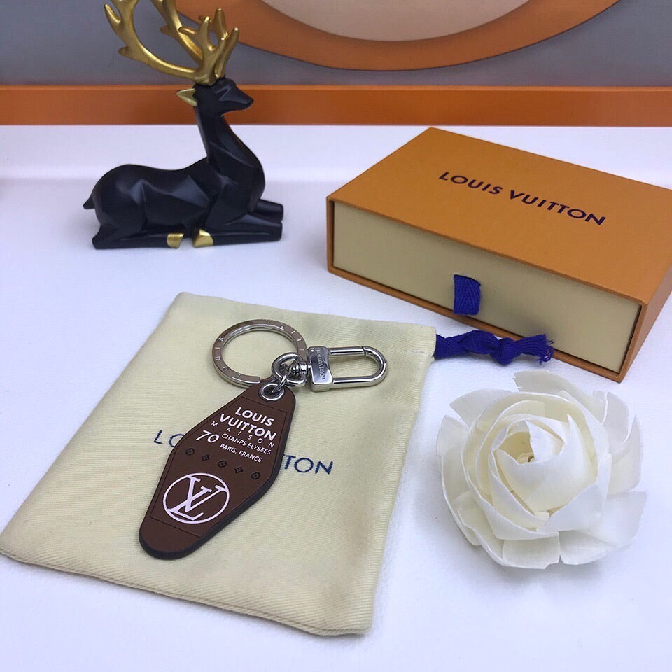 Anum Bags Keychains LUV 008