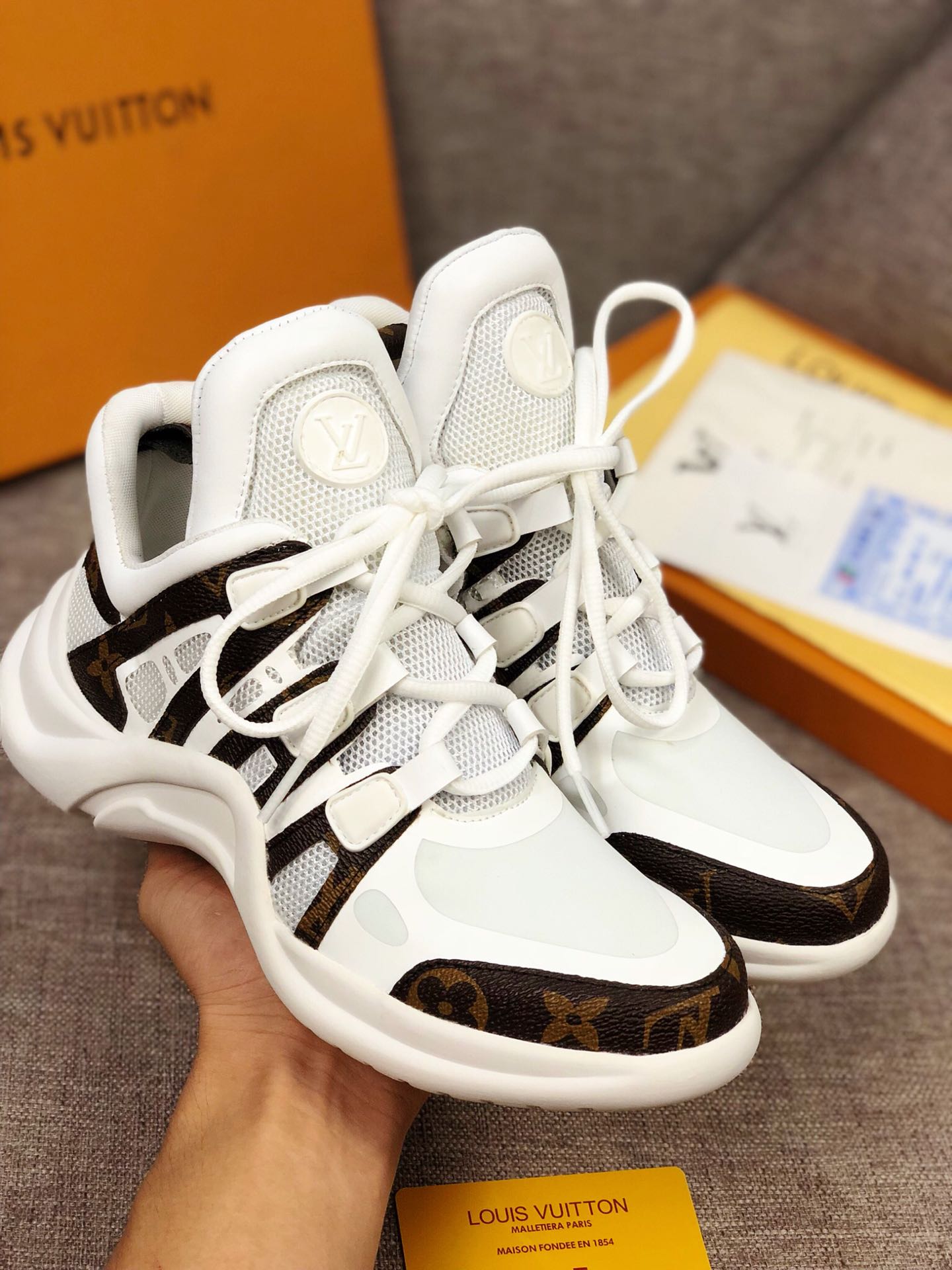 Anum Bags LUV Archlight White Brown Sneaker
