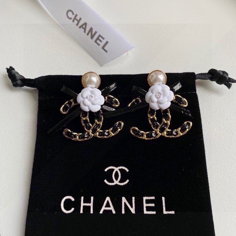 Anum Bags Earring CHL 021