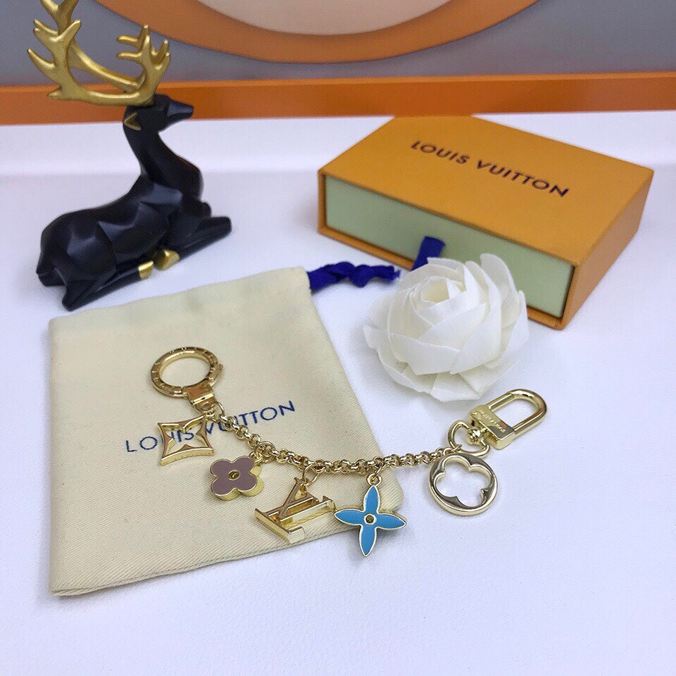 Anum Bags MO -Keychains LUV 056