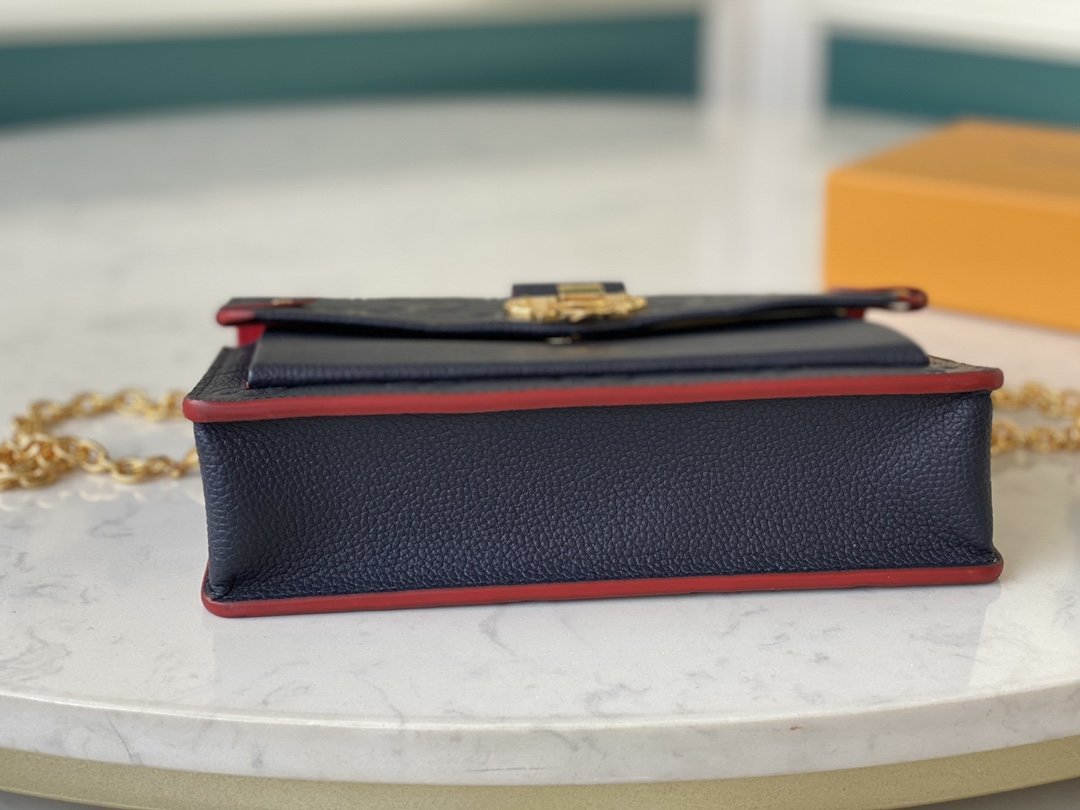 Ezyycart Bags Wallet LUV 086
