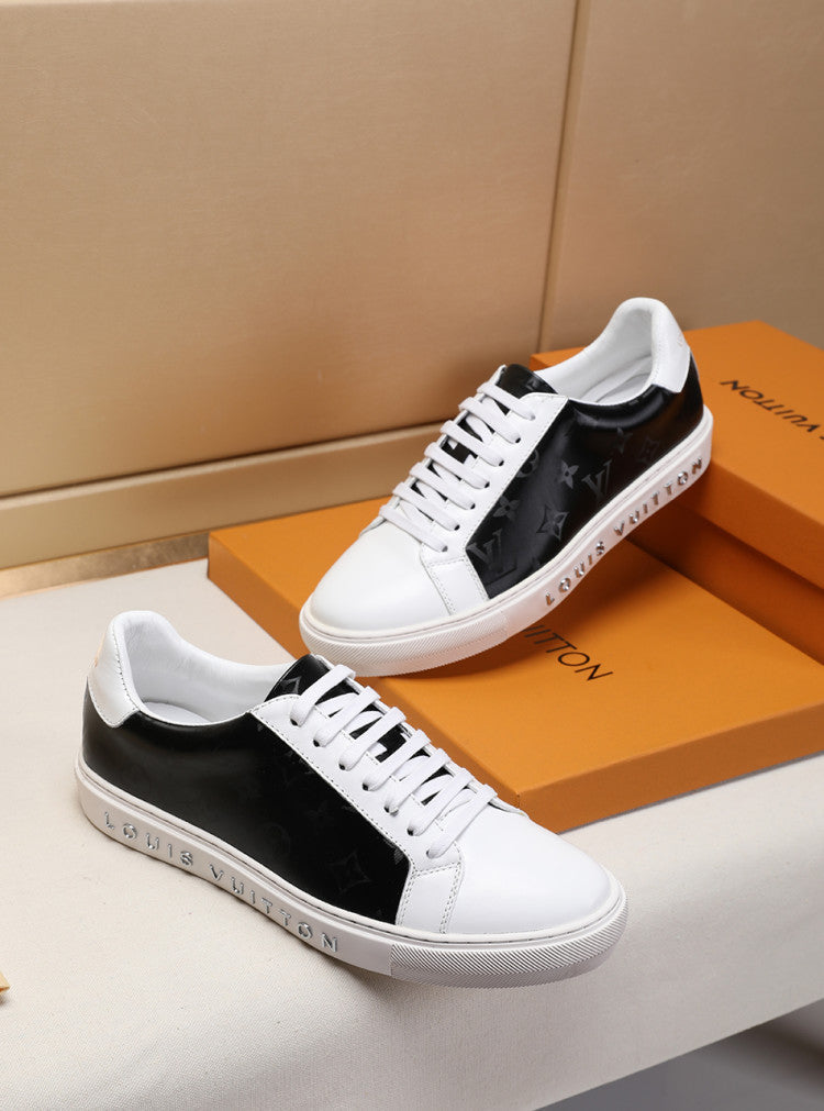 Anum Bags LUV White and Gray Sneaker