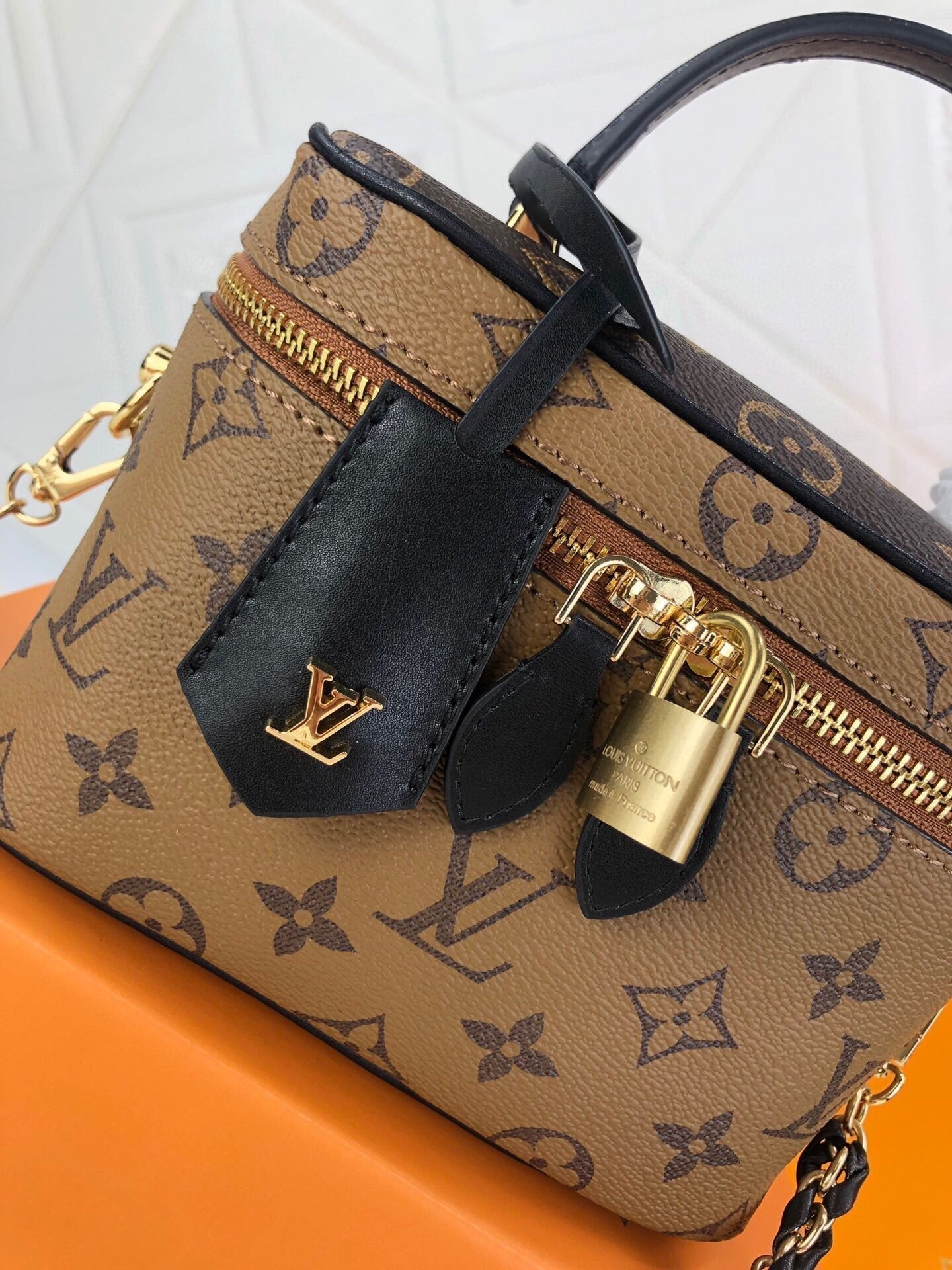 Anum Bags Bags LUV 026