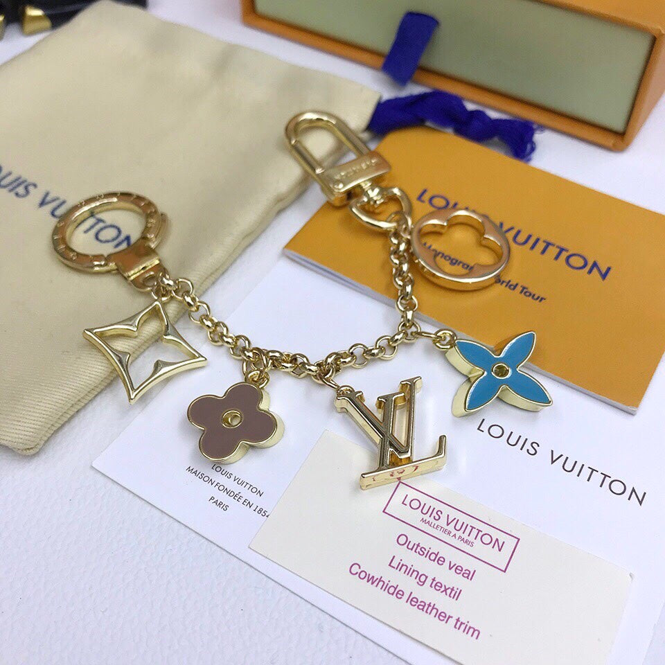 Anum Bags MO -Keychains LUV 056
