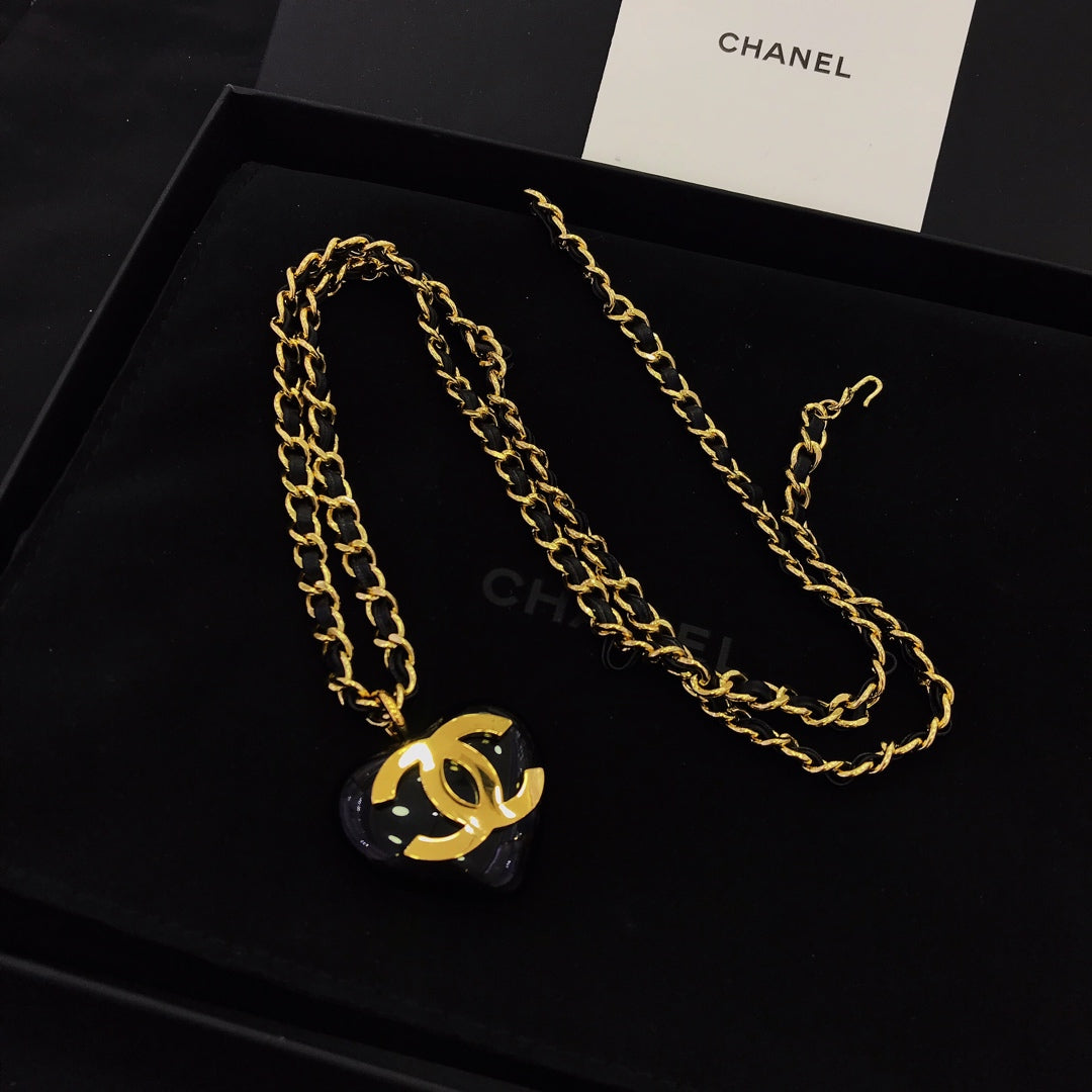 Anum Bags Necklace CHL052