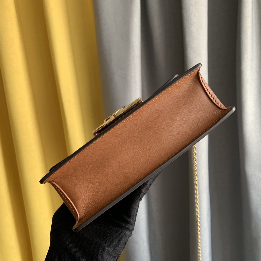 Anum Bags Elite Carryalls