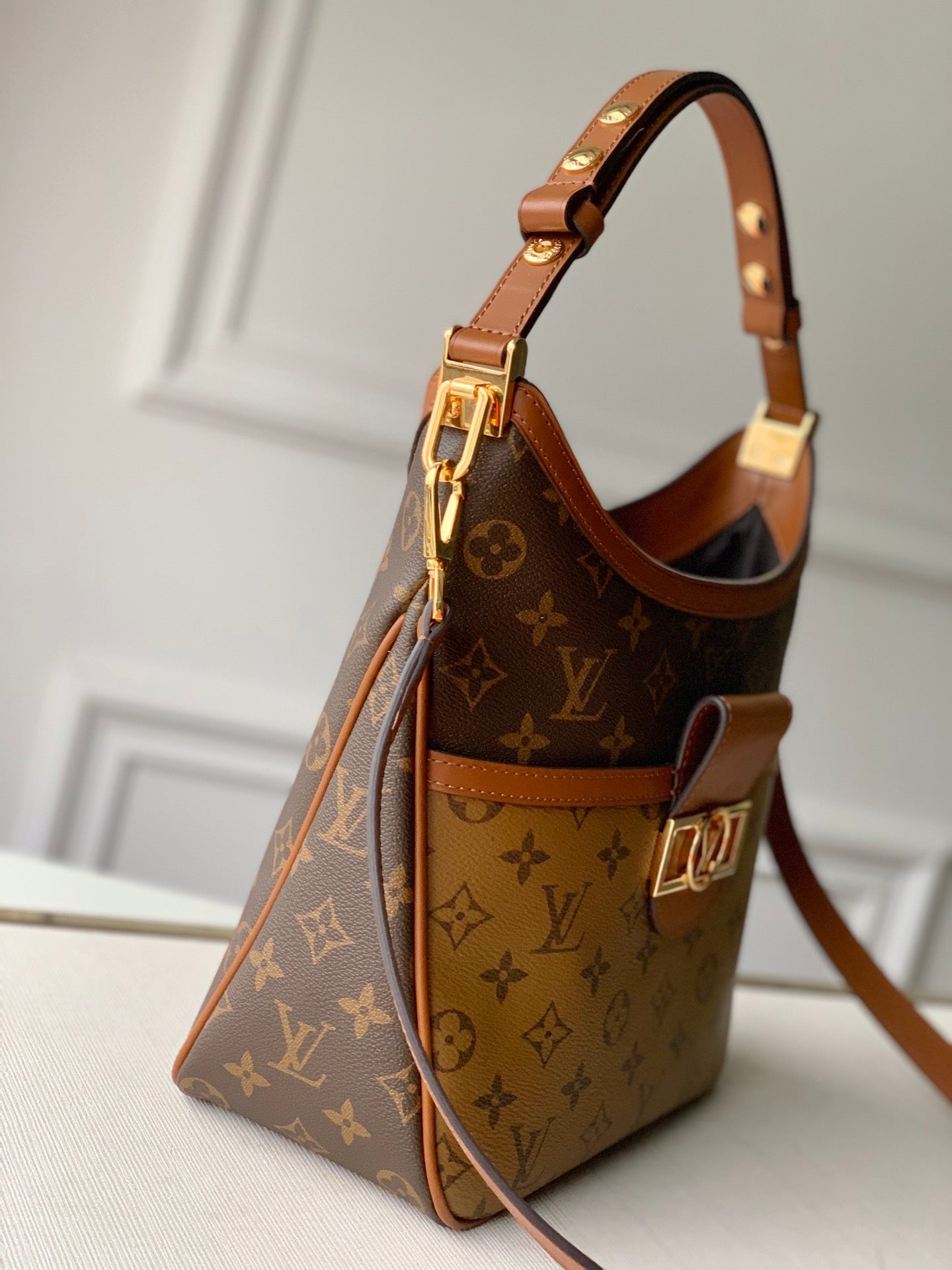 Anum Bags Elite Carryalls