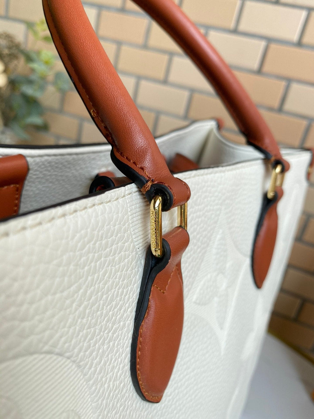 Anum Bags Elite Carryalls