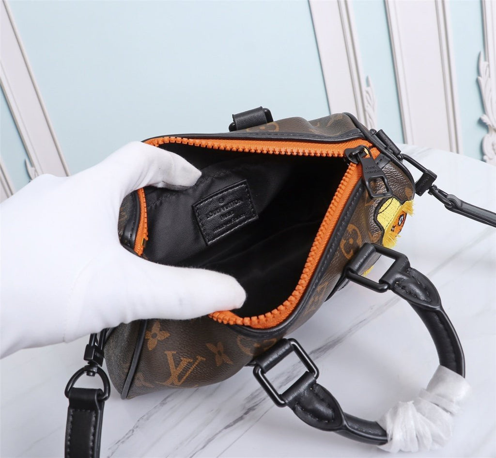 Anum Bags Elite Carryalls