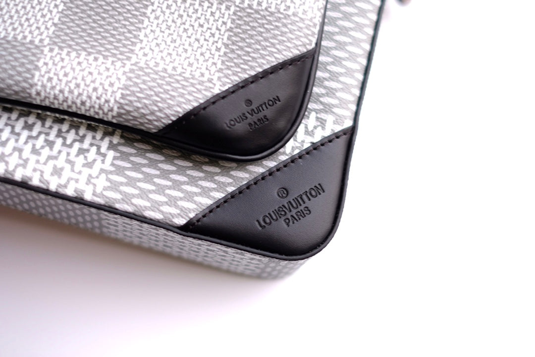 Anum Bags Elite Carryalls