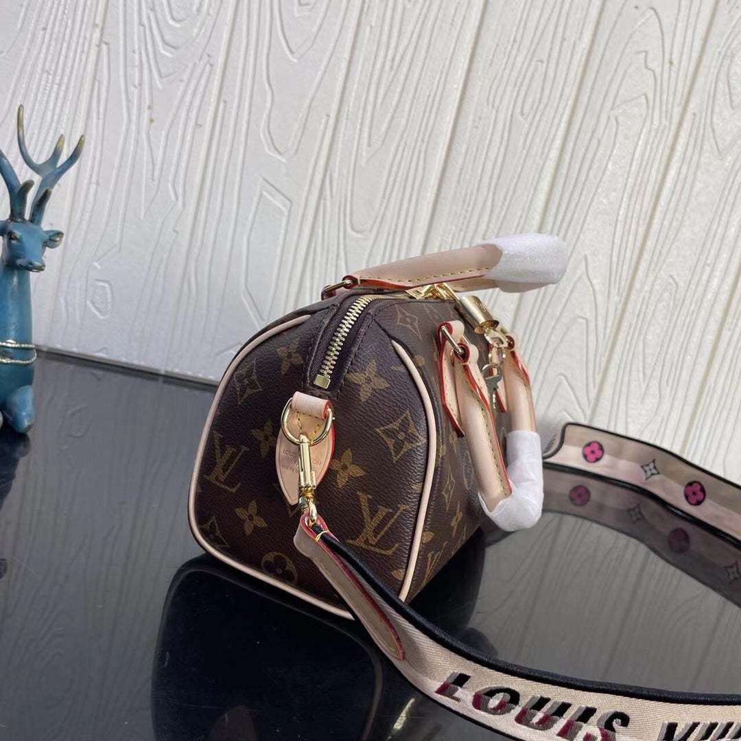 Anum Bags Elite Carryalls