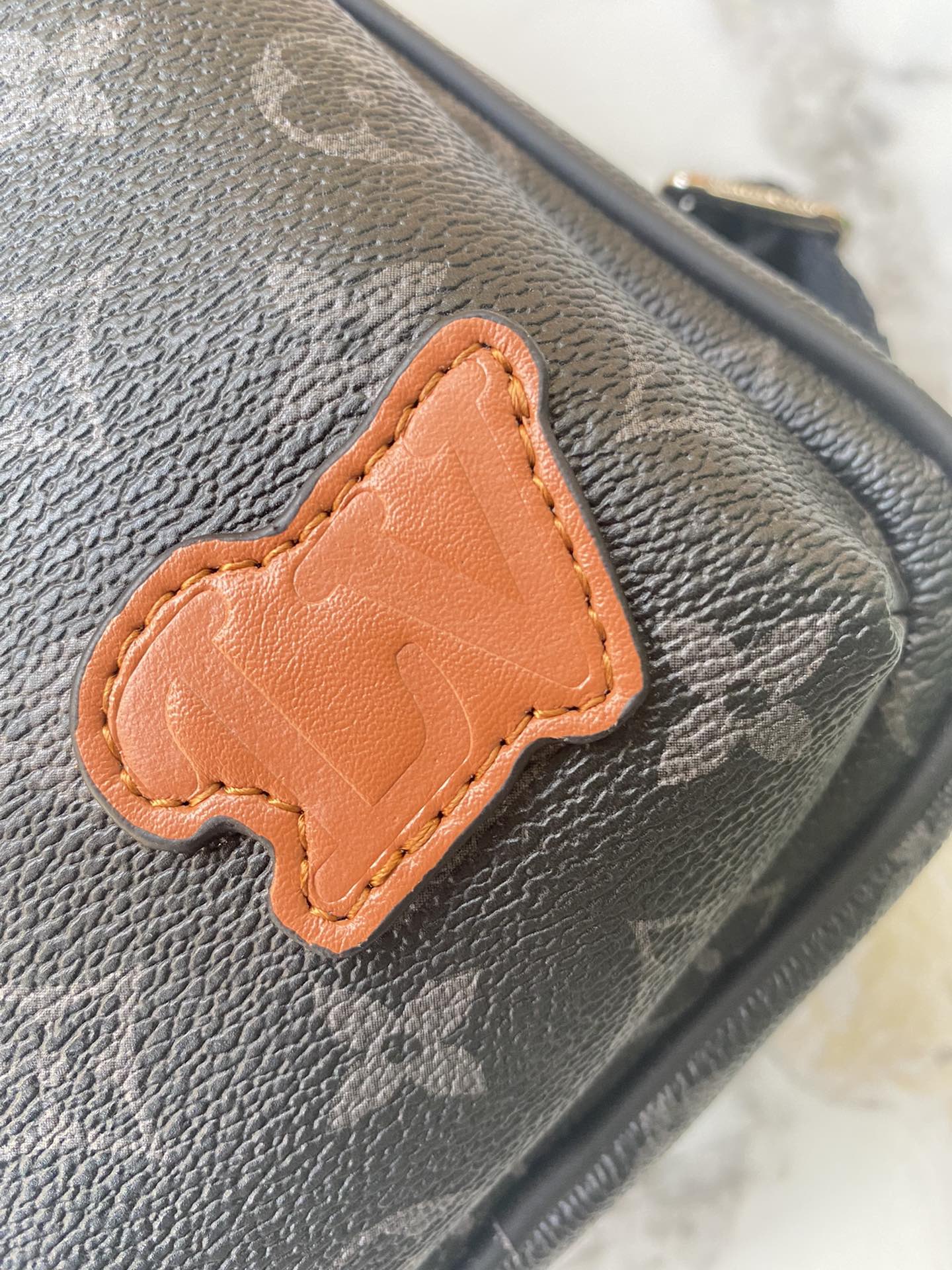 Anum Bags Elite Carryalls