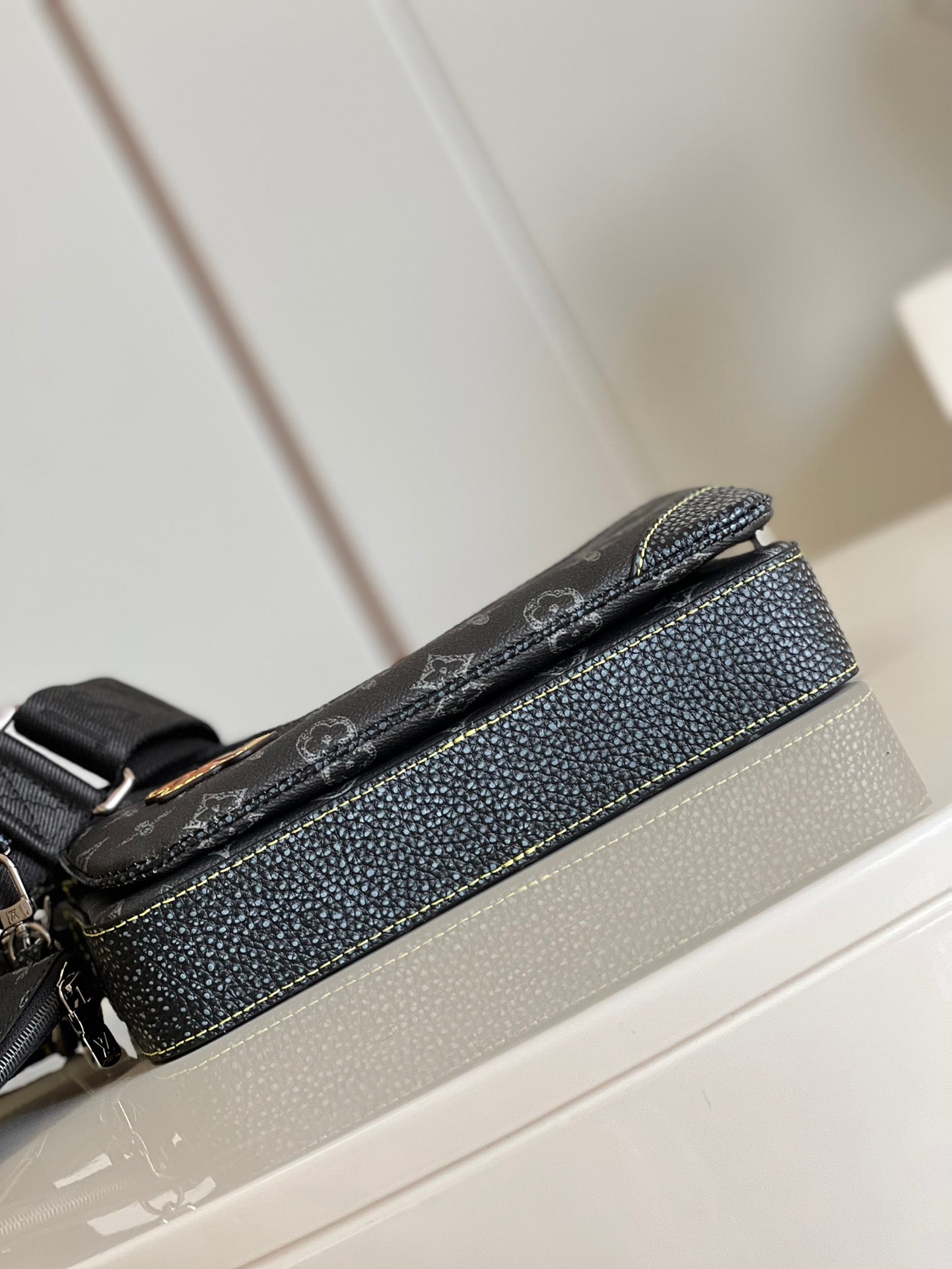 Anum Bags Elite Carryalls