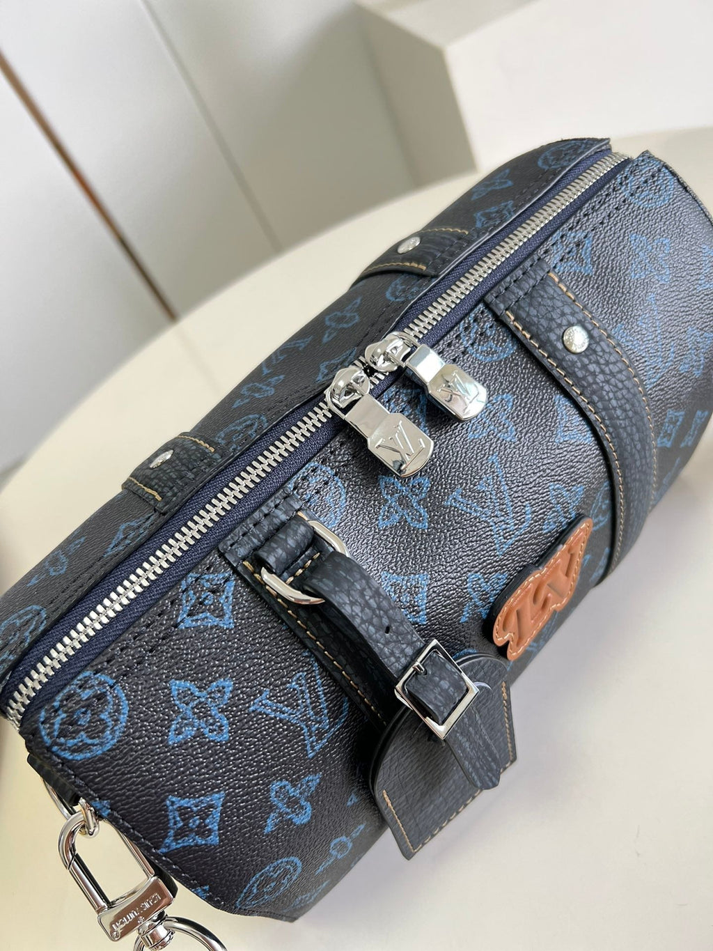 Anum Bags Elite Carryalls