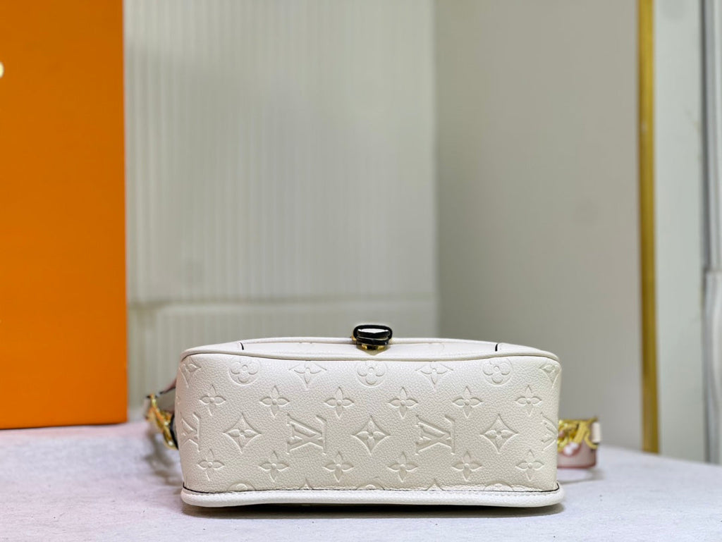 Anum Bags Elite Carryalls