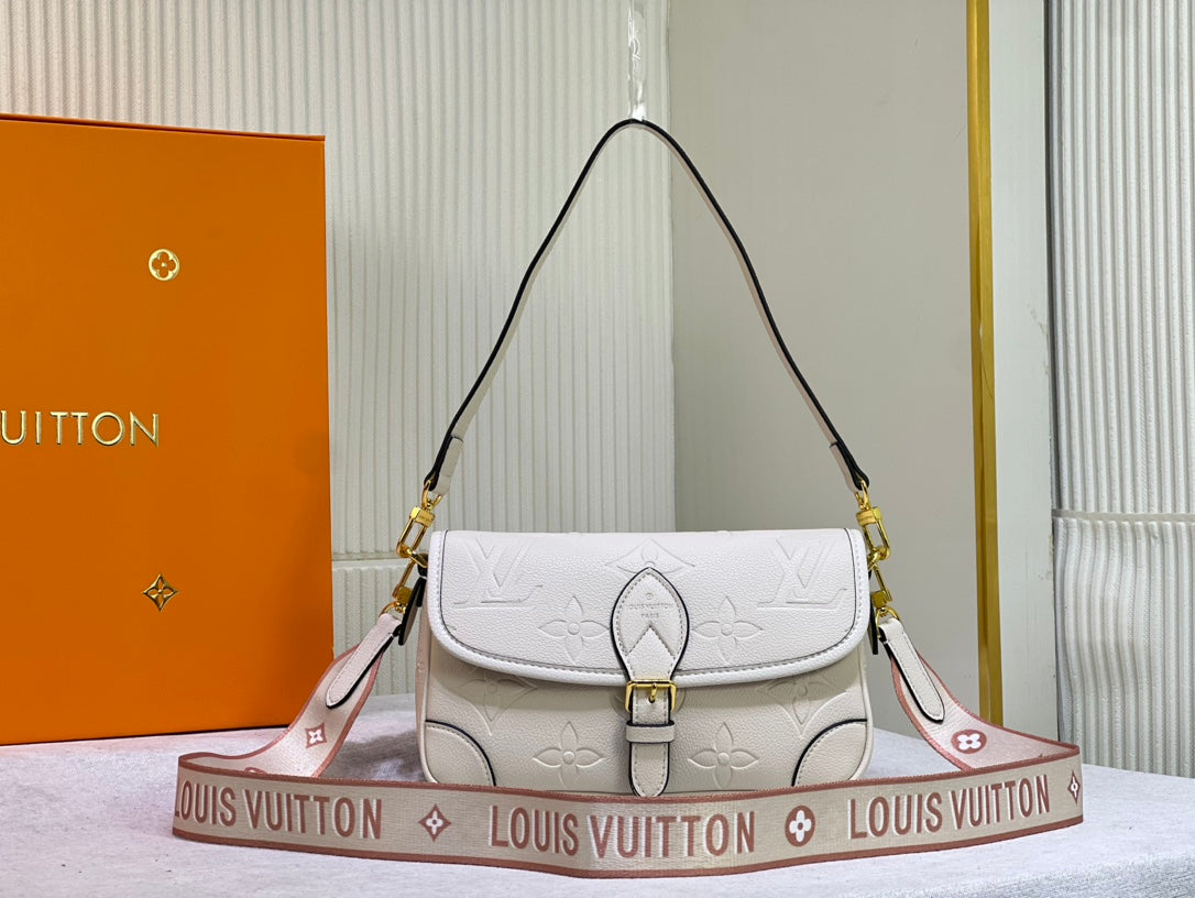 Anum Bags Elite Carryalls