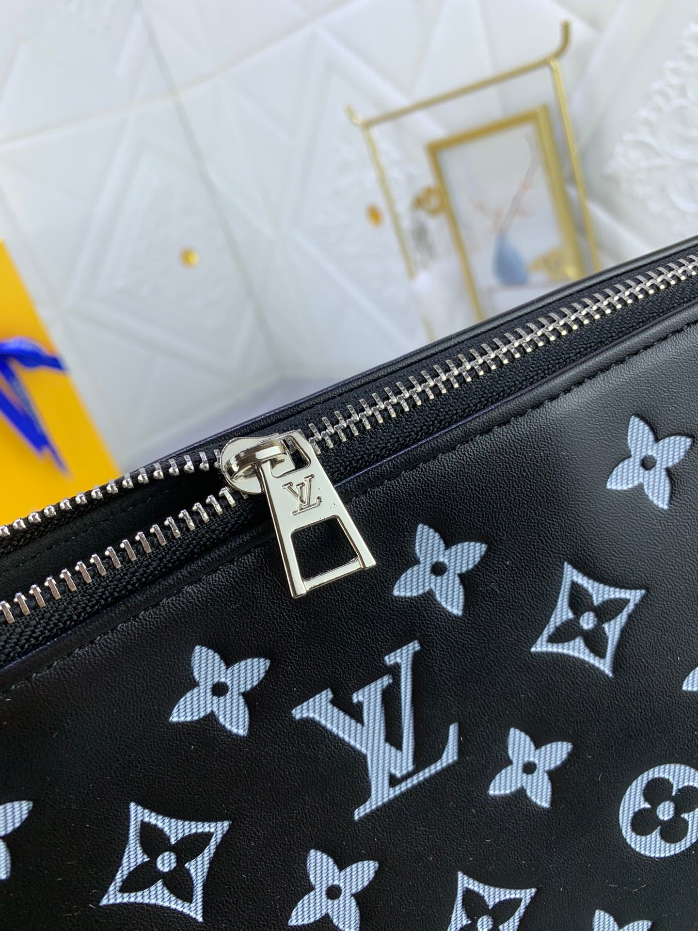 Anum Bags Elite Carryalls