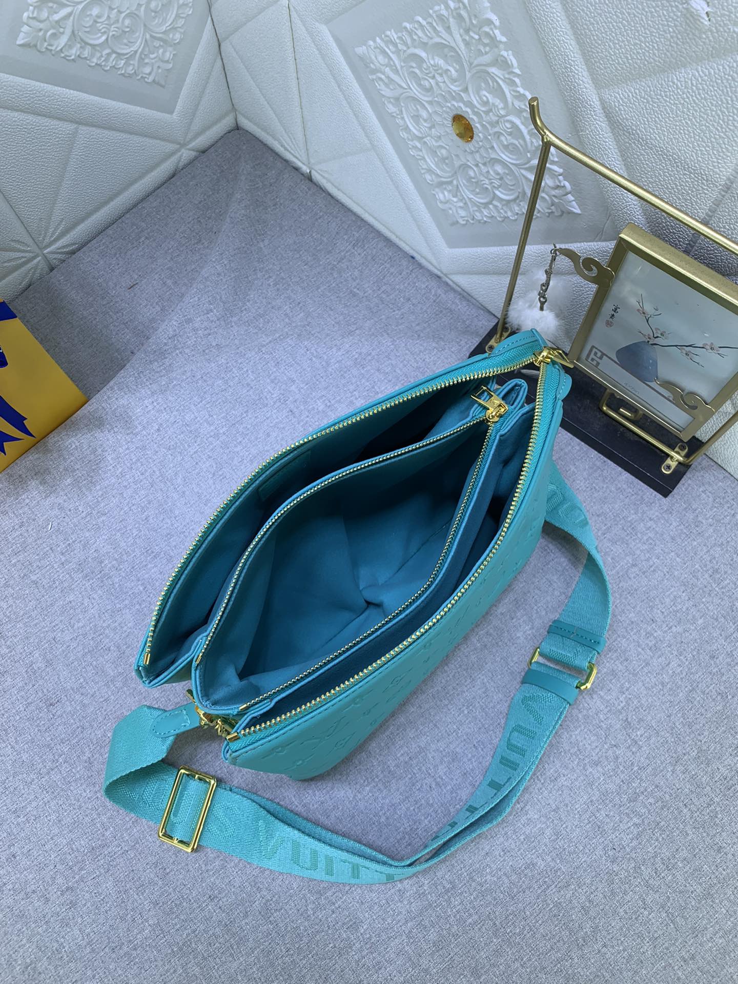 Anum Bags Elite Carryalls