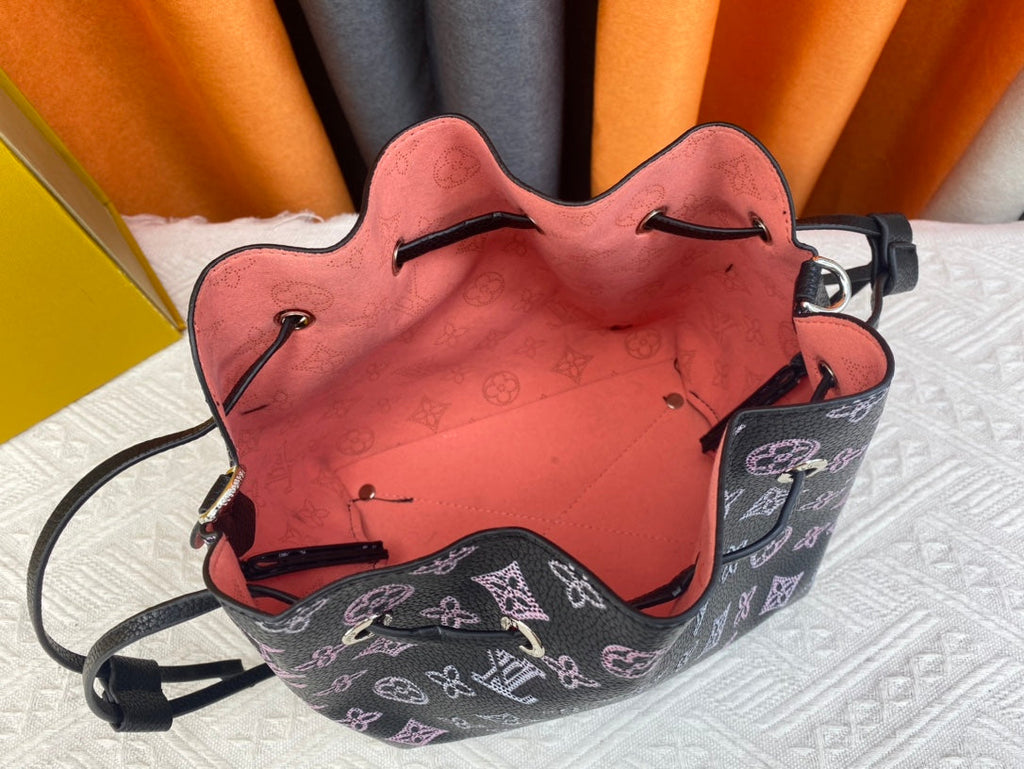 Anum Bags Elite Carryalls