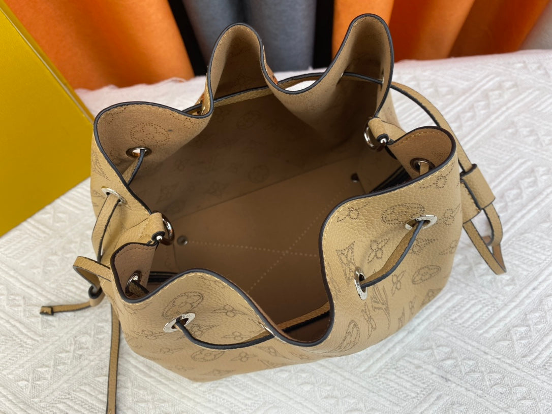 Anum Bags Elite Carryalls
