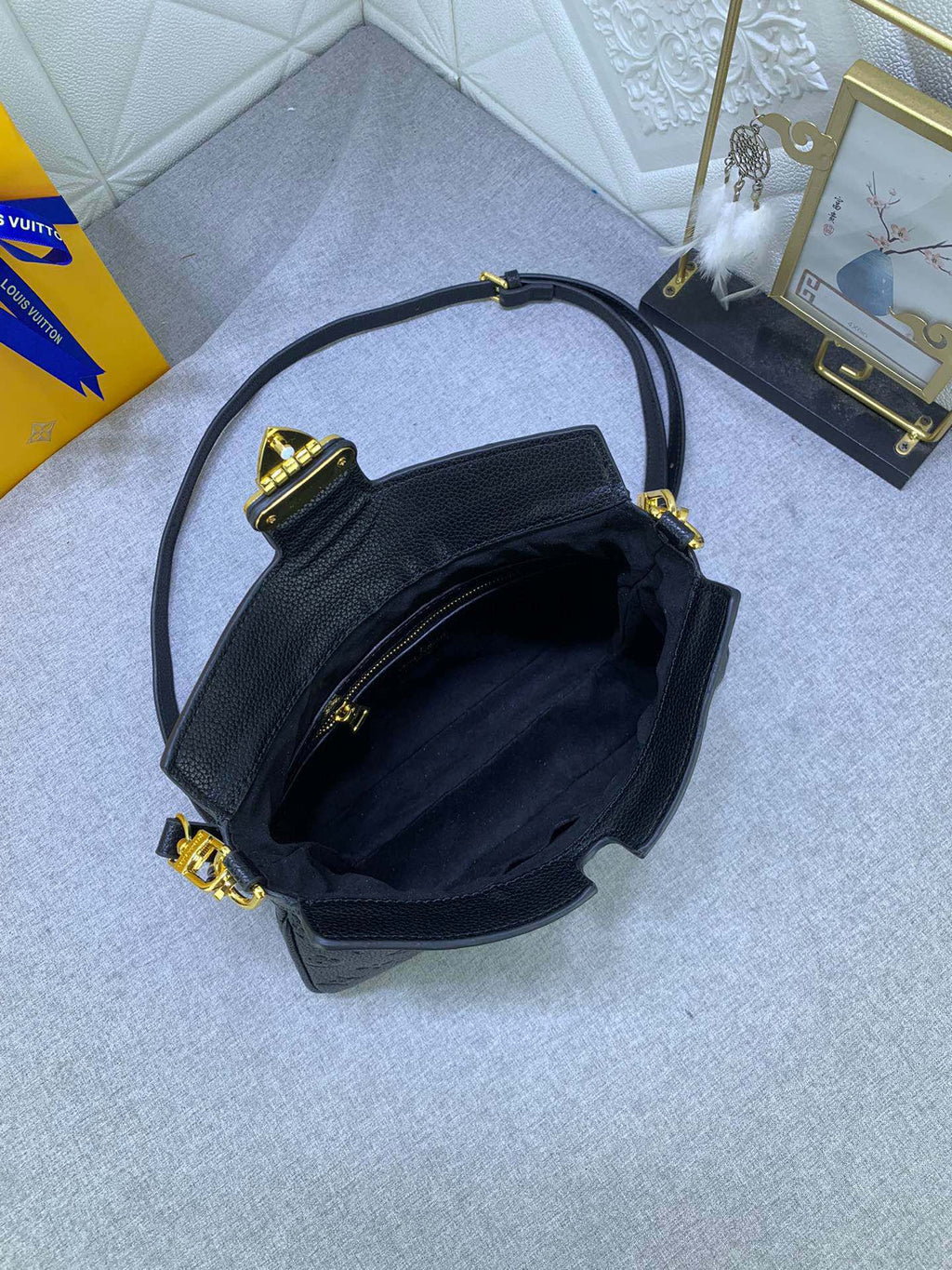 Anum Bags Elite Carryalls