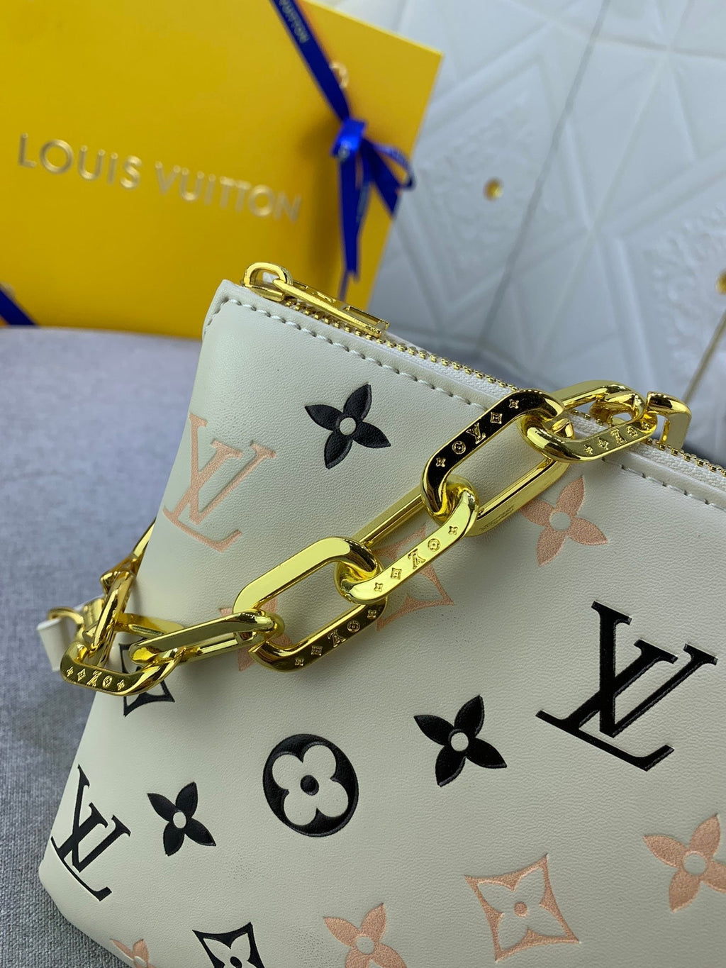 Anum Bags Elite Carryalls