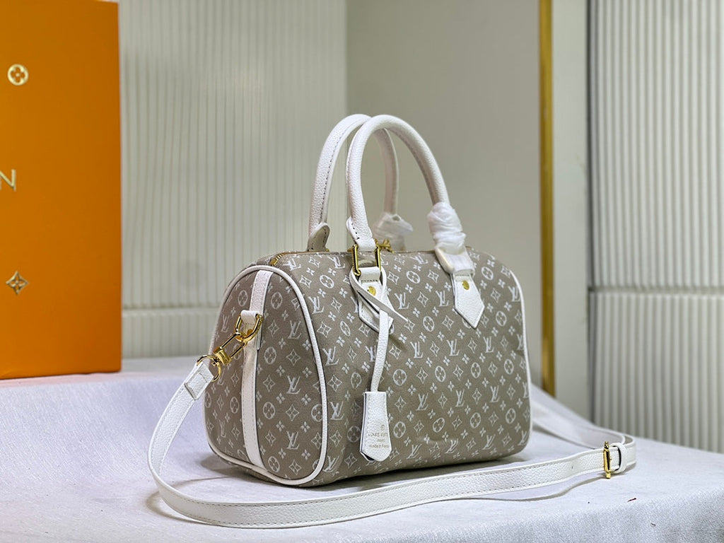 Anum Bags Elite Carryalls
