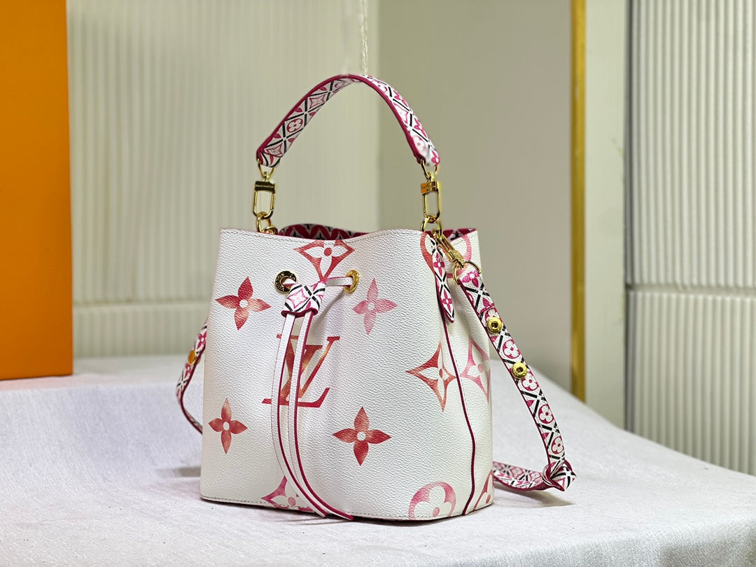Anum Bags Elite Carryalls