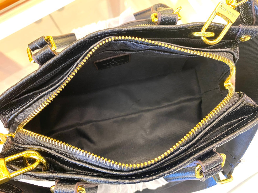 Anum Bags Elite Carryalls