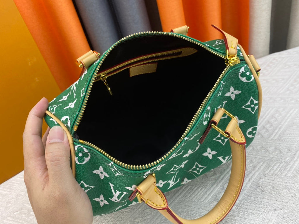 Anum Bags Elite Carryalls