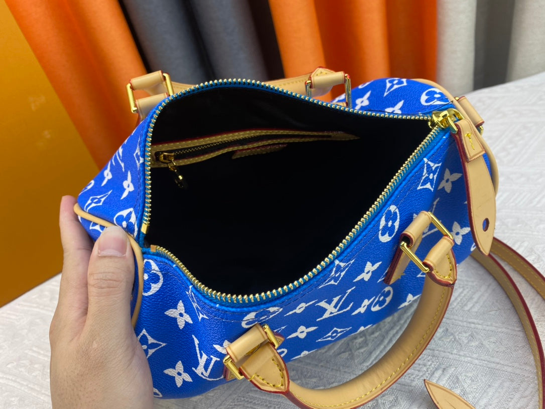 Anum Bags Elite Carryalls