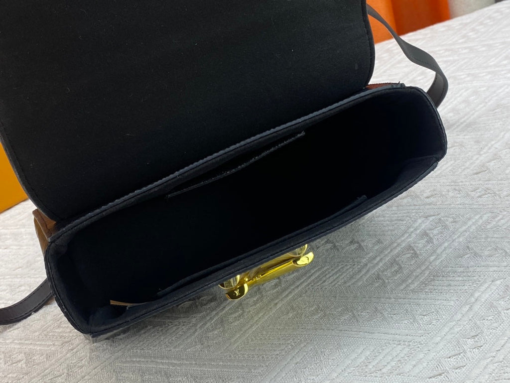 Anum Bags Elite Carryalls