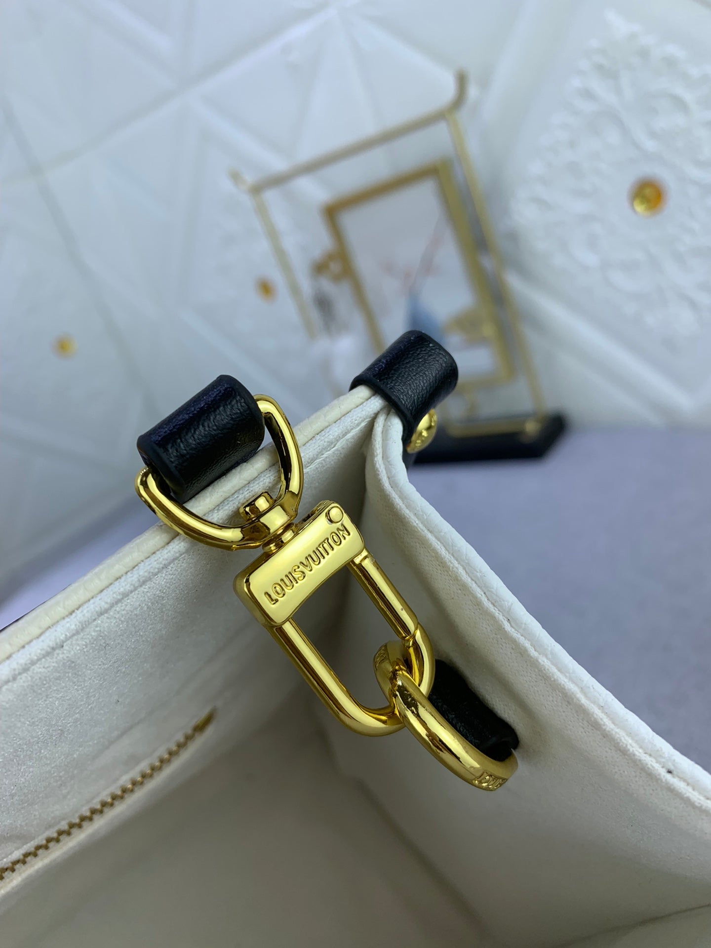 Anum Bags Elite Carryalls