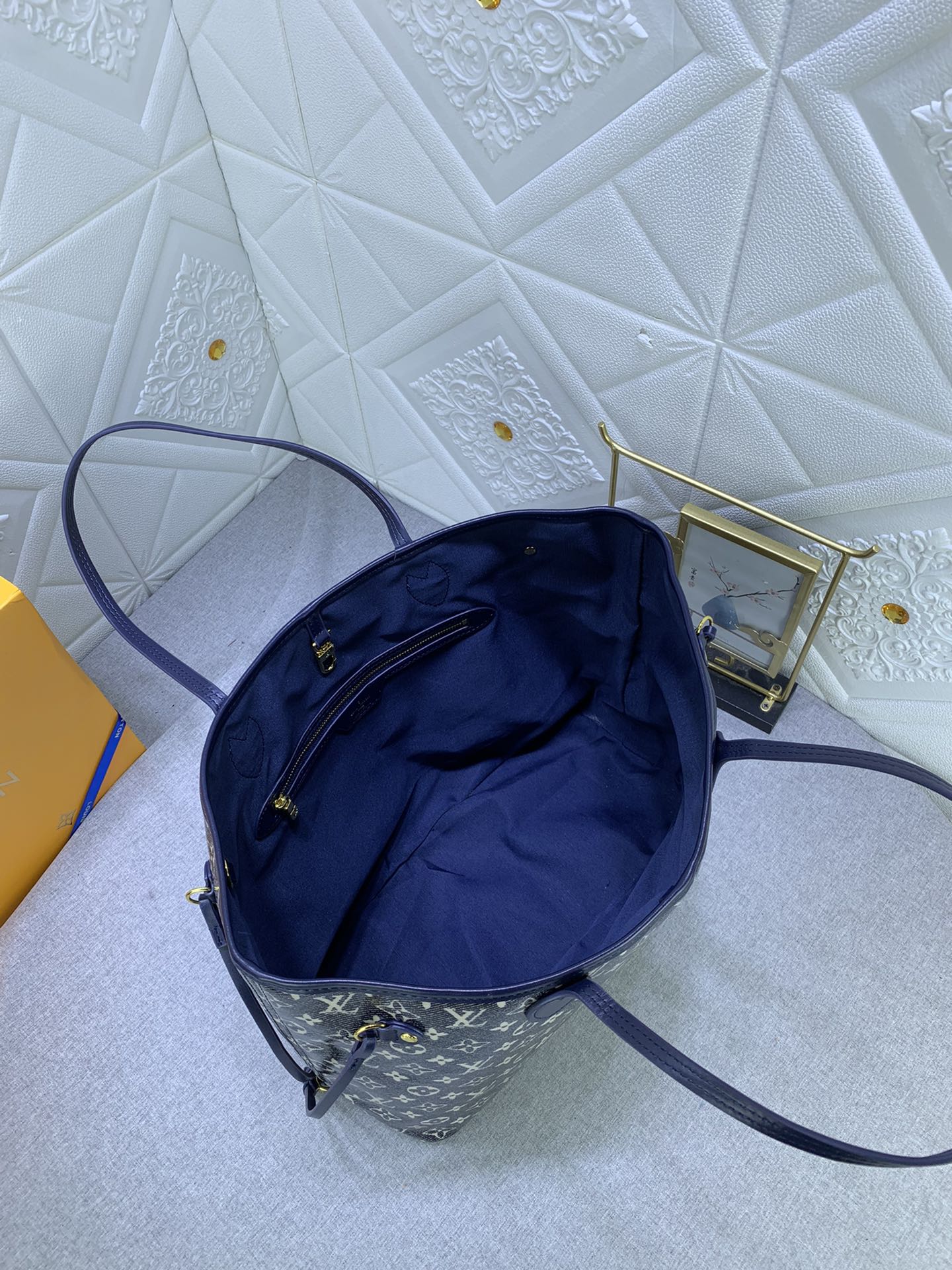 Anum Bags Elite Carryalls