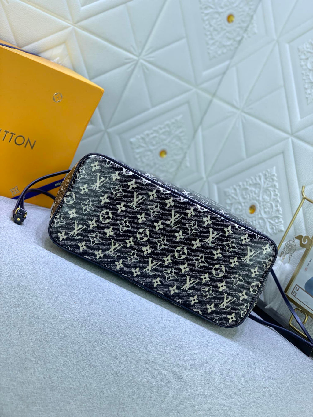 Anum Bags Elite Carryalls