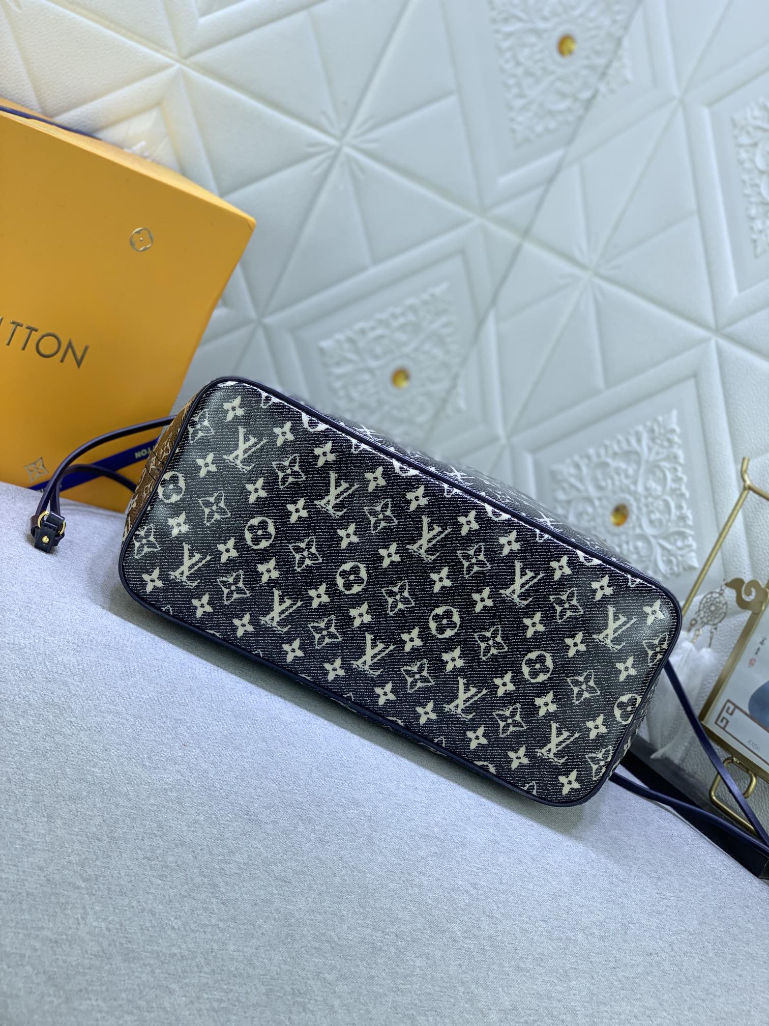 Anum Bags Elite Carryalls