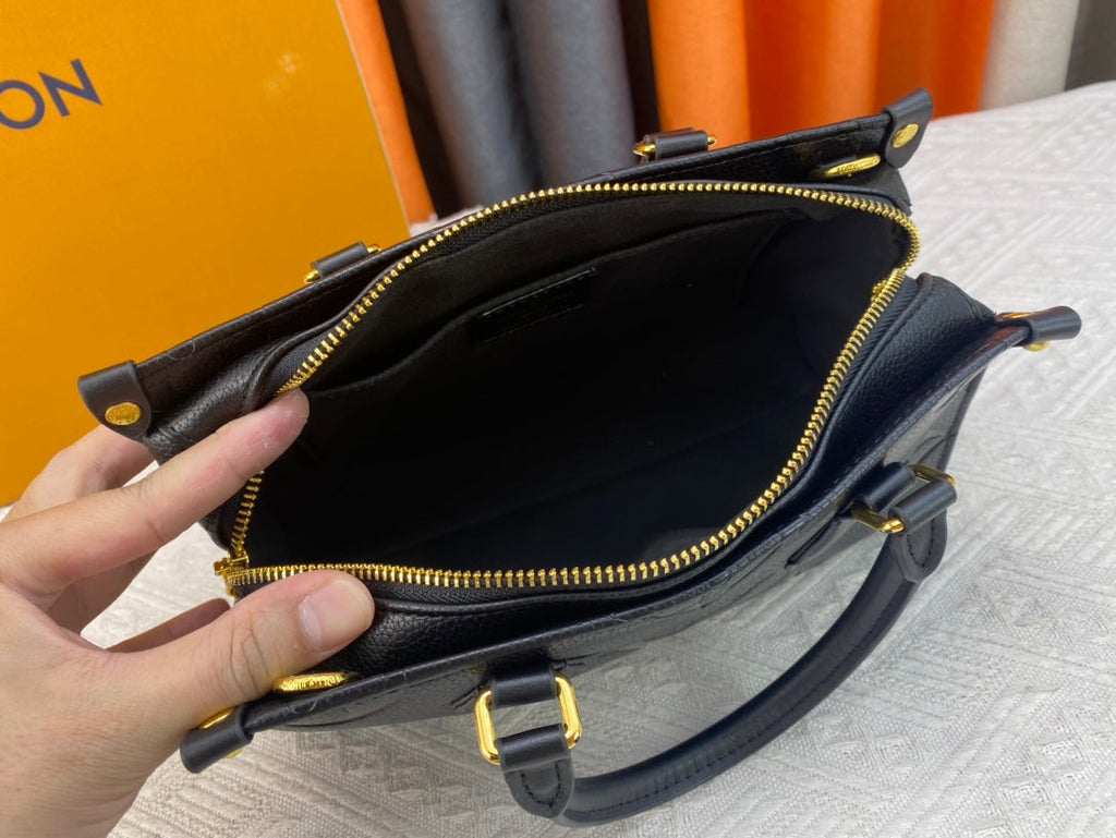 Anum Bags Elite Carryalls