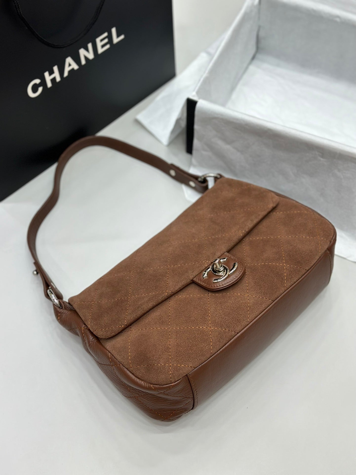 Anum Bags Elite Carryalls