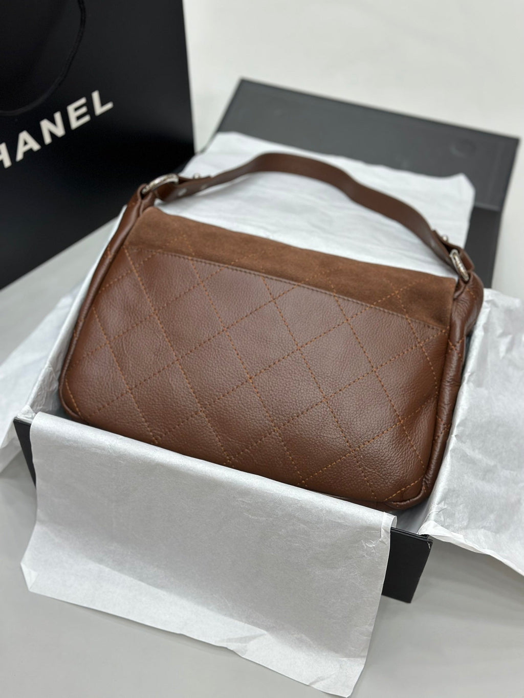 Anum Bags Elite Carryalls