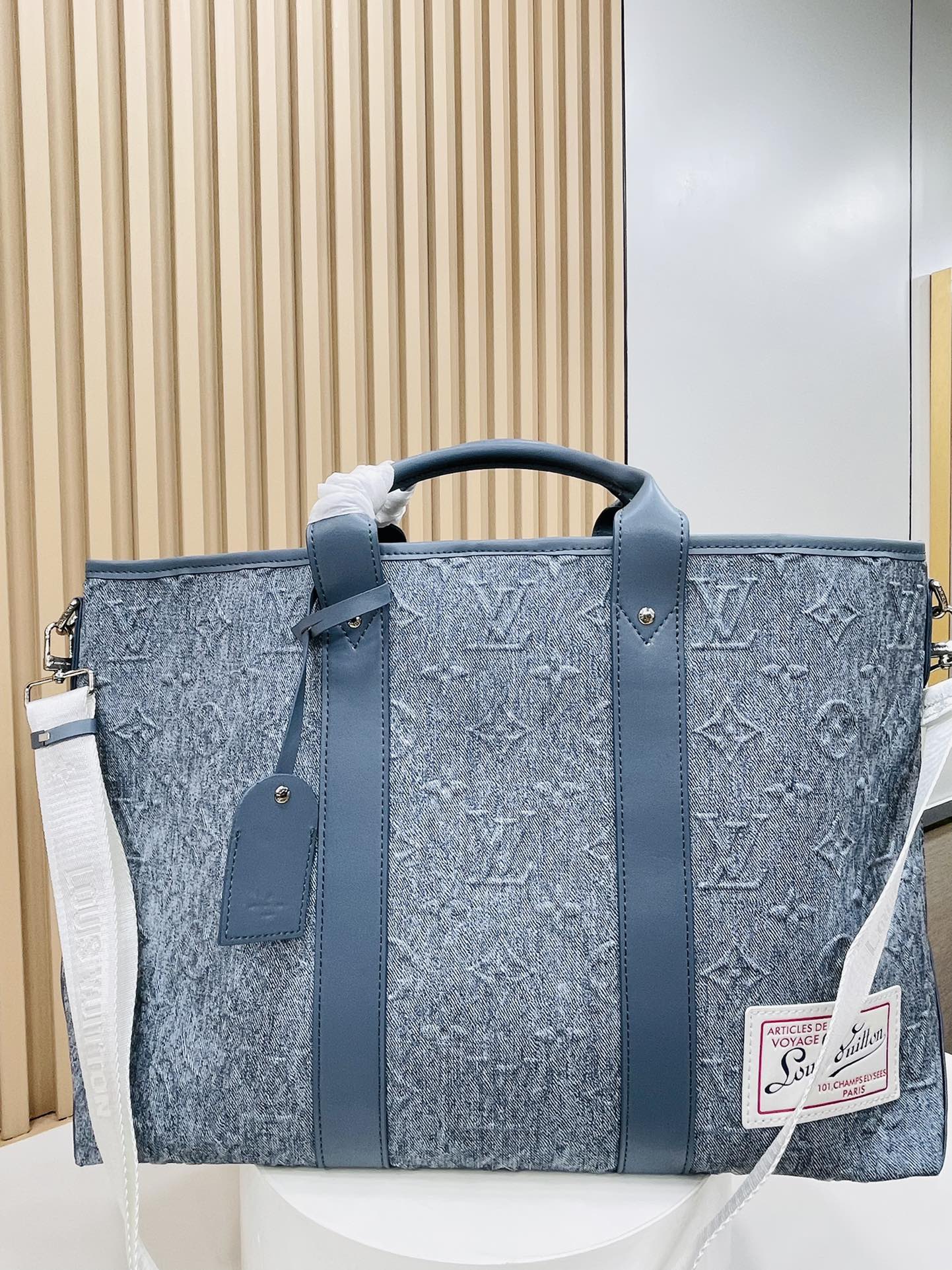 Anum Bags Elite Carryalls